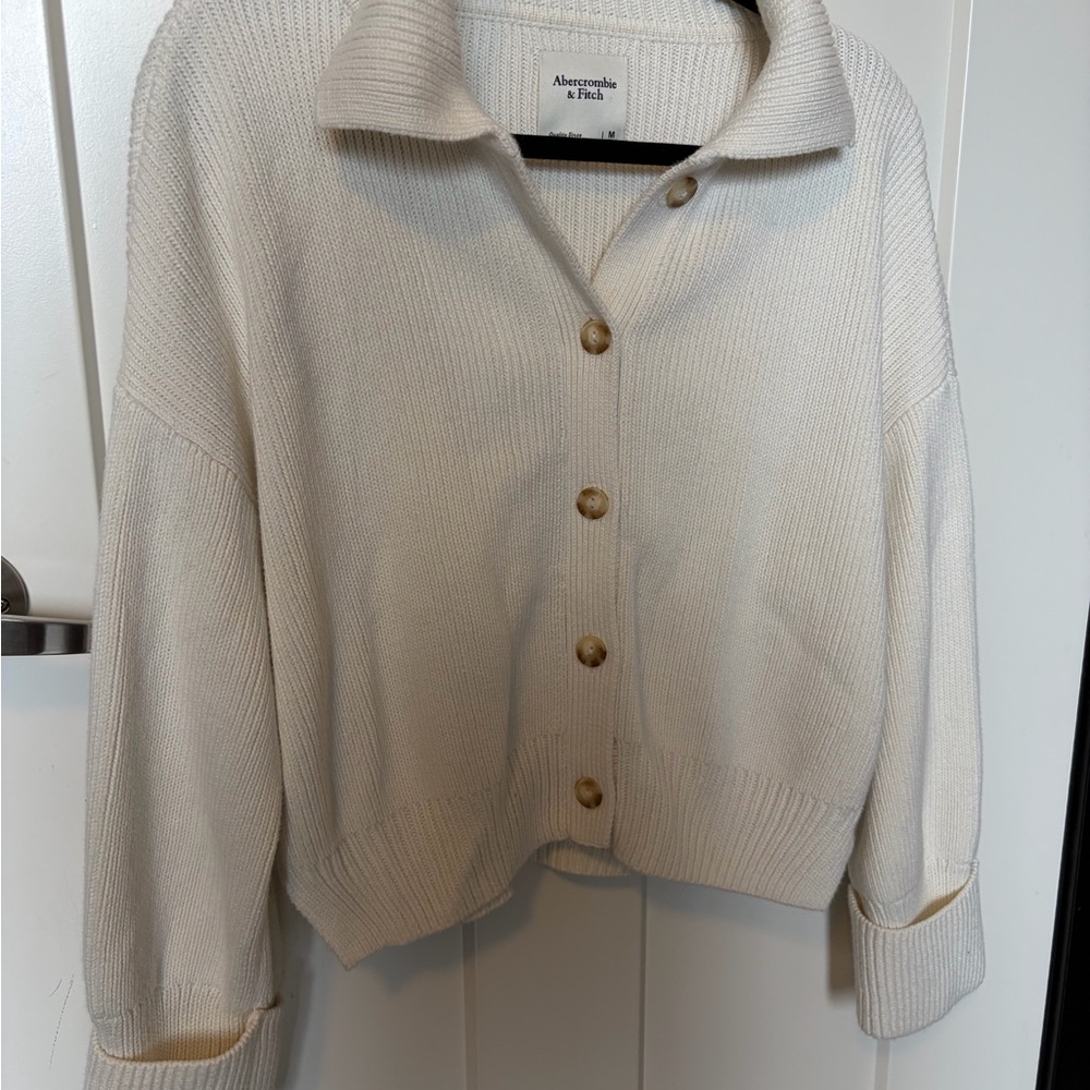 Abercrombie & Fitch Women's Cream Cardigan